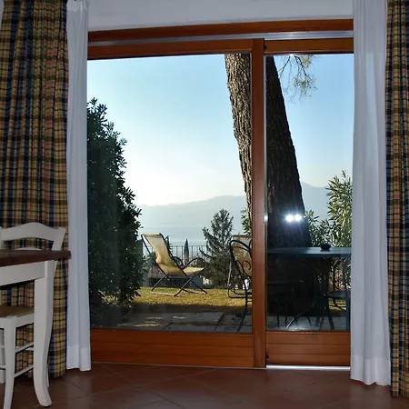Lägenhetshotell Ca Del Torri Del Benaco