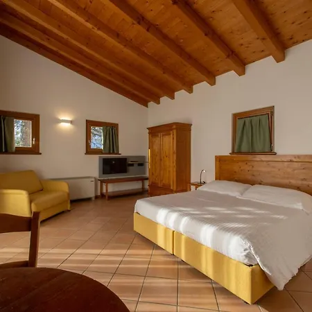 Ca Del Aparthotel Torri Del Benaco