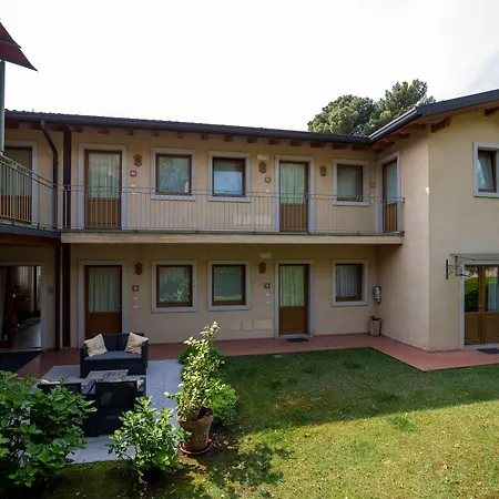 Ca Del Hotel apartamentowy 4*