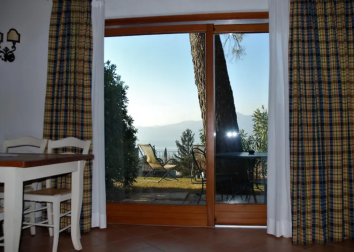Hotel apartamentowy Ca Del Torri Del Benaco