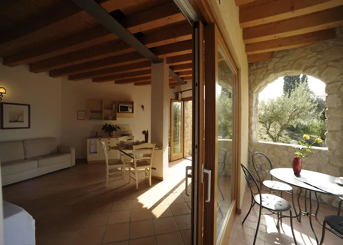 Hotel apartamentowy Ca Del Torri Del Benaco