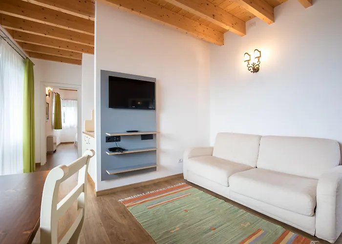 Hotel apartamentowy Ca Del Torri Del Benaco