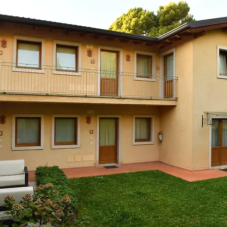 Aparthotel Ca Del 4*