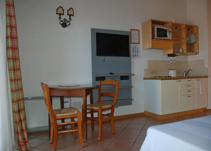 Aparthotel Ca Del Torri Del Benaco