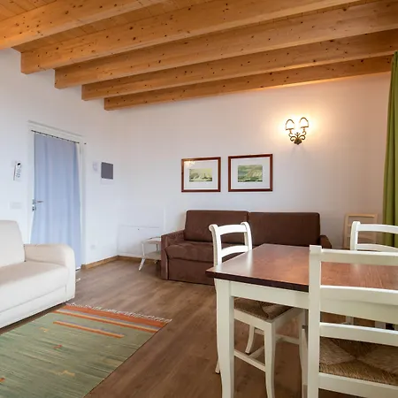 Aparthotel Ca Del 4*
