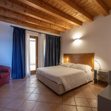 Aparthotel Ca Del 4*