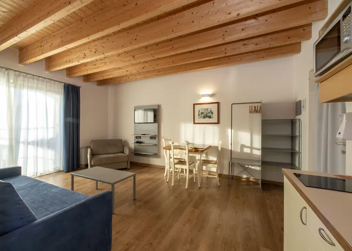 Aparthotel Ca Del 4*